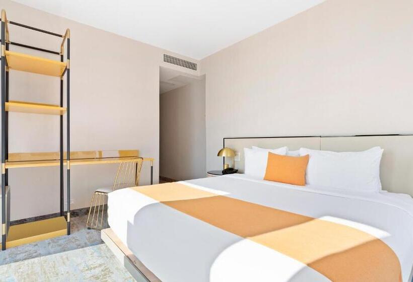 장애인용 디럭스룸, The Parc