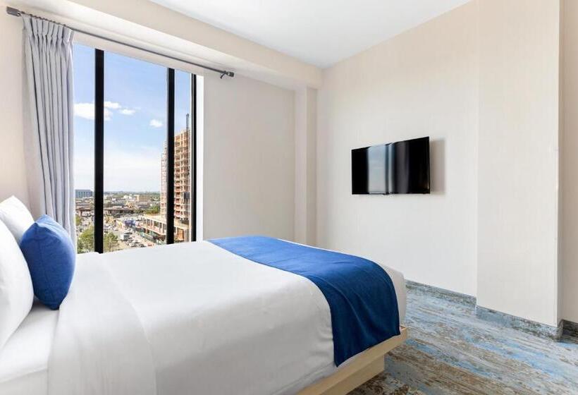 디럭스 룸, The Parc