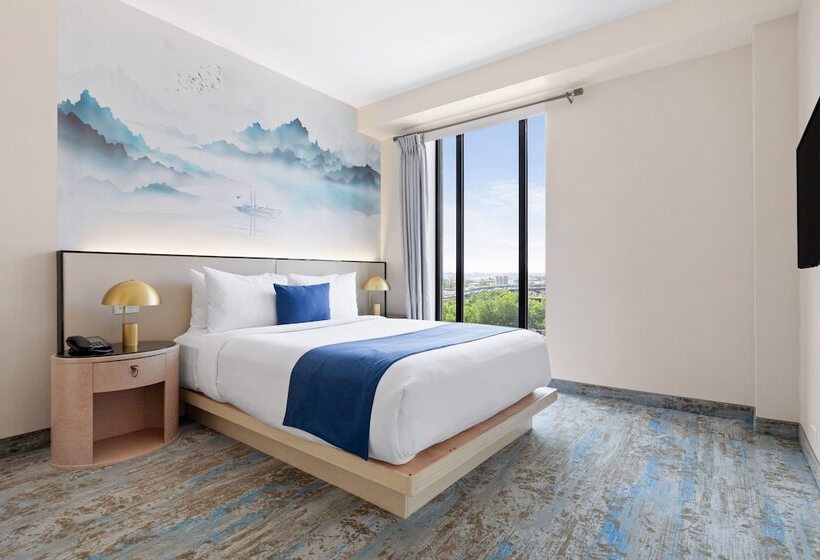 디럭스 룸, The Parc