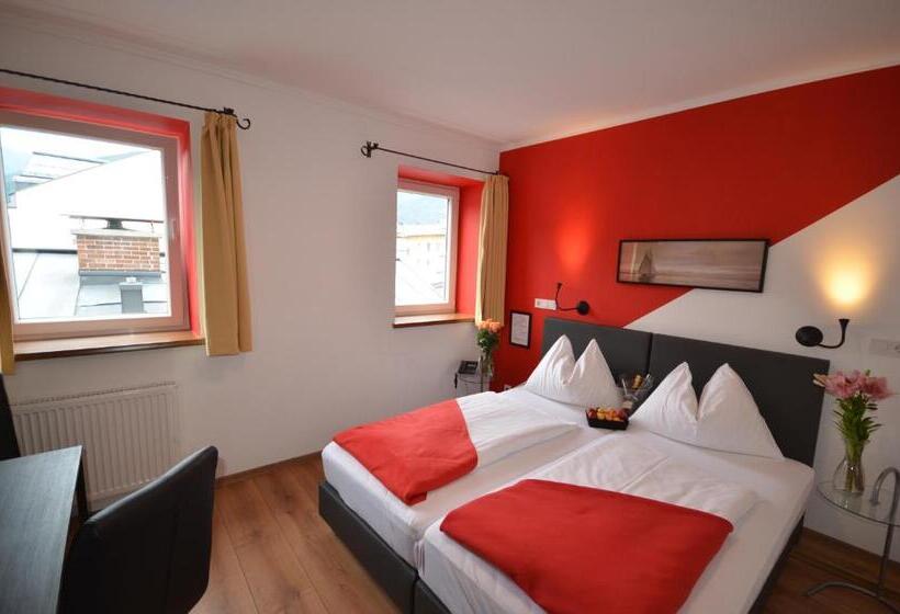 패밀리 룸, Traube