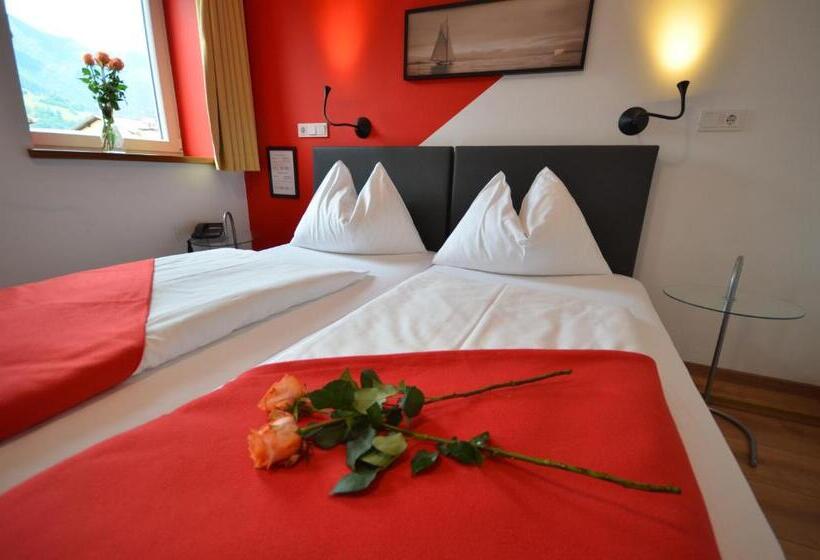 스탠다드 룸, Traube