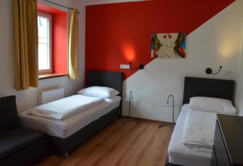 패밀리 룸, Traube