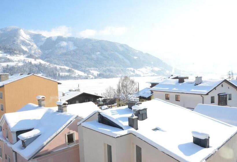 수피리어 룸, Traube