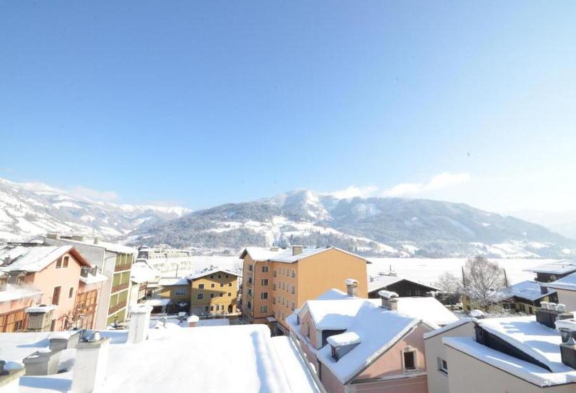 수피리어 룸, Traube