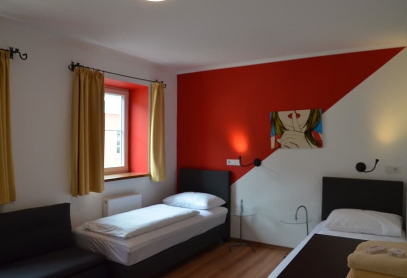 Семейный Номер, Traube