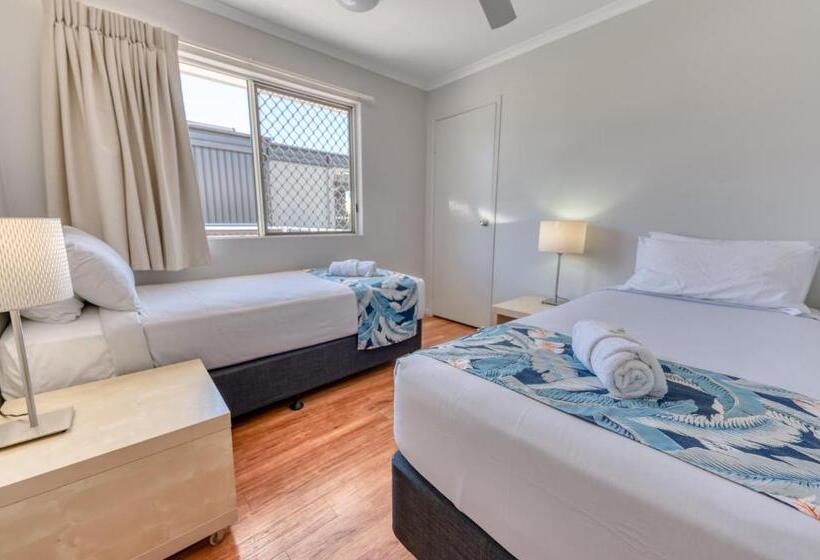 2 Bedrooms Apartment River View, Noosa Sun Motel