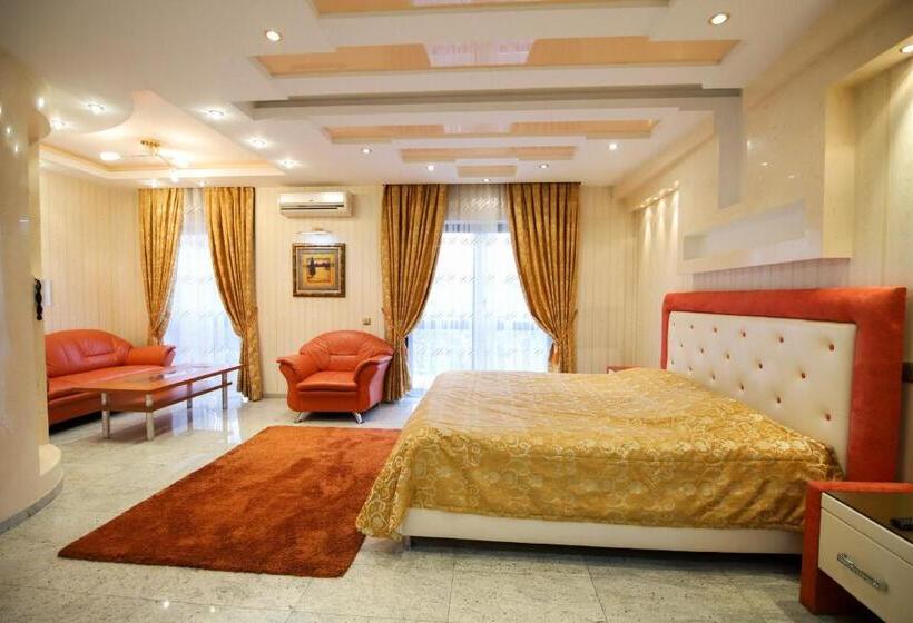 سوییت, Prestige Apart