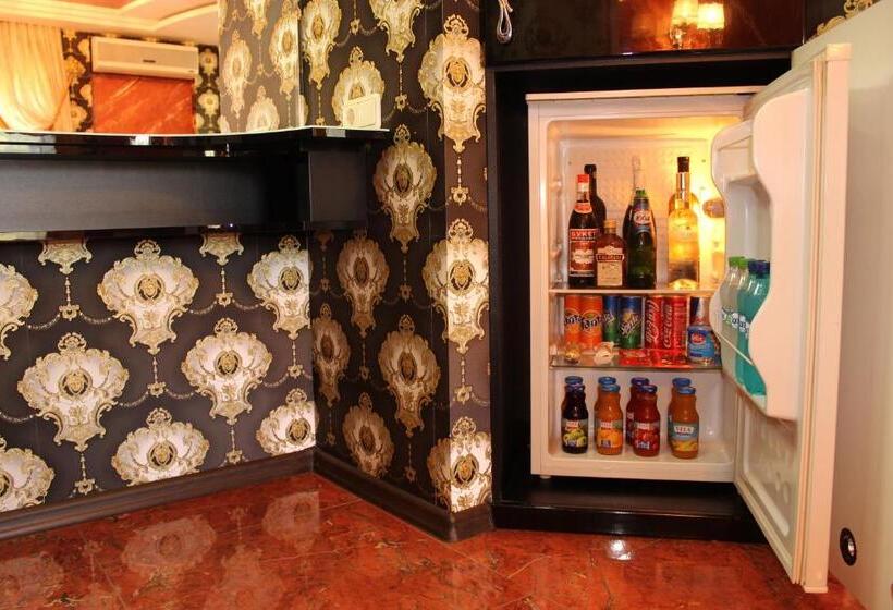 سوییت سوپریور, Prestige Apart