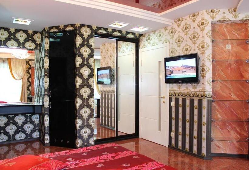 سوییت سوپریور, Prestige Apart