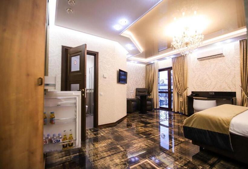 سوییت سوپریور, Prestige Apart