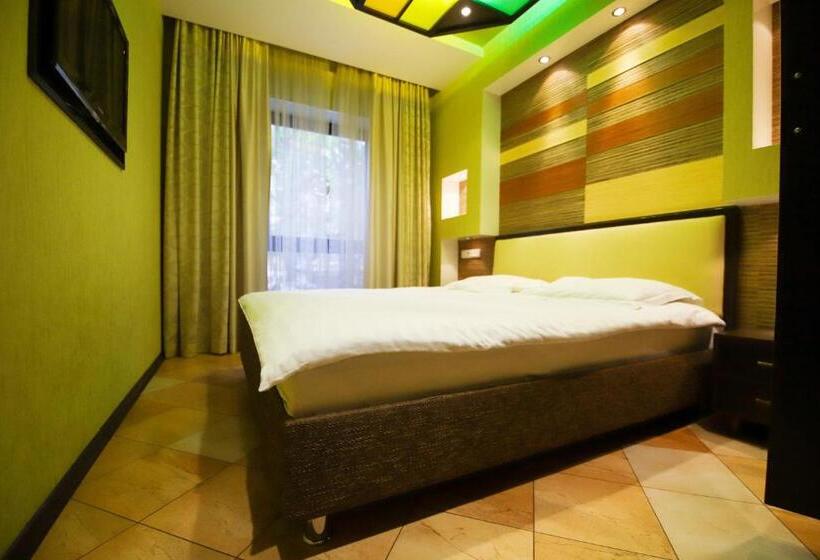 سوییت خانوادگی, Prestige Apart