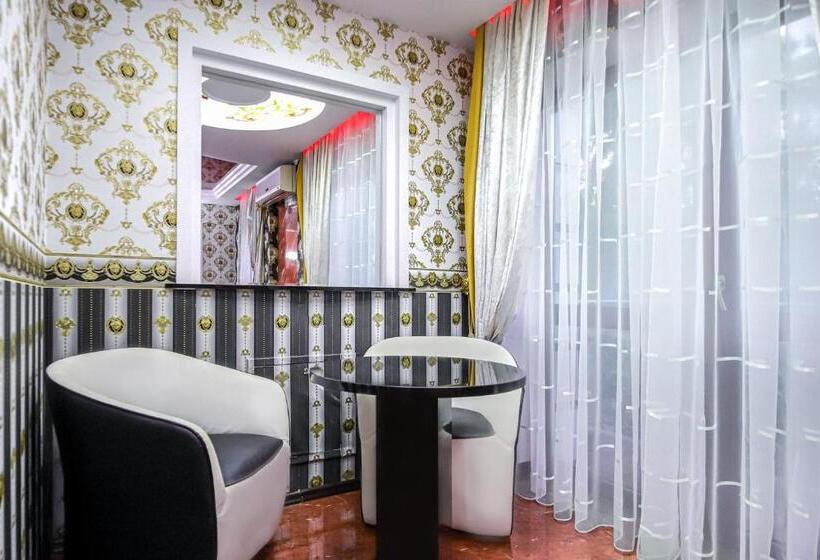 سوییت سوپریور, Prestige Apart