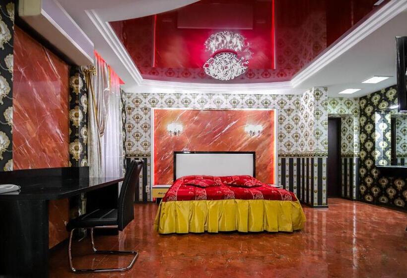 سوییت سوپریور, Prestige Apart