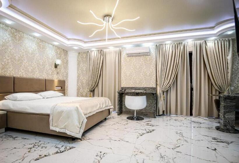 سوییت سوپریور, Prestige Apart