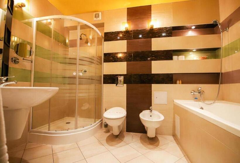 سوییت خانوادگی, Prestige Apart