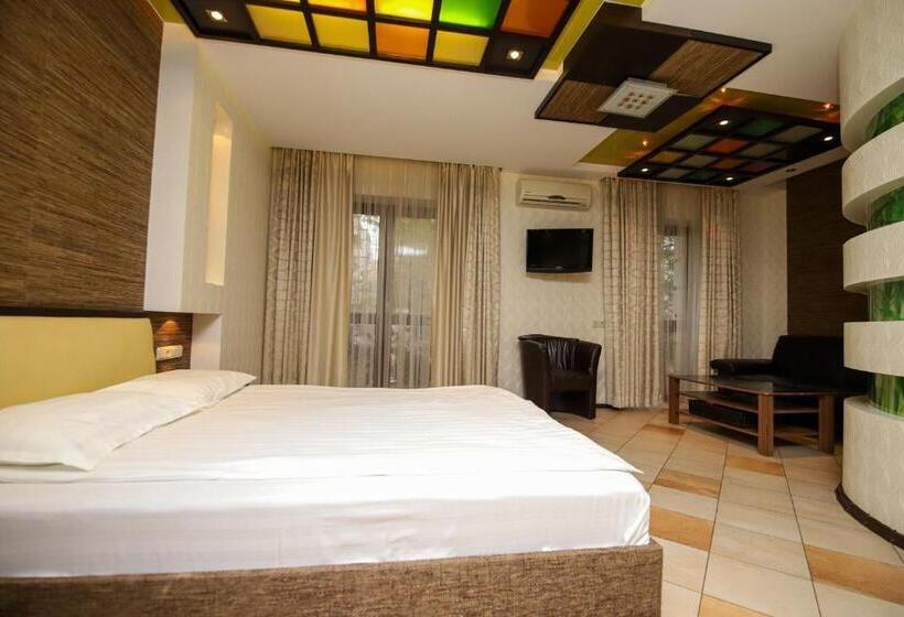 سوییت خانوادگی, Prestige Apart