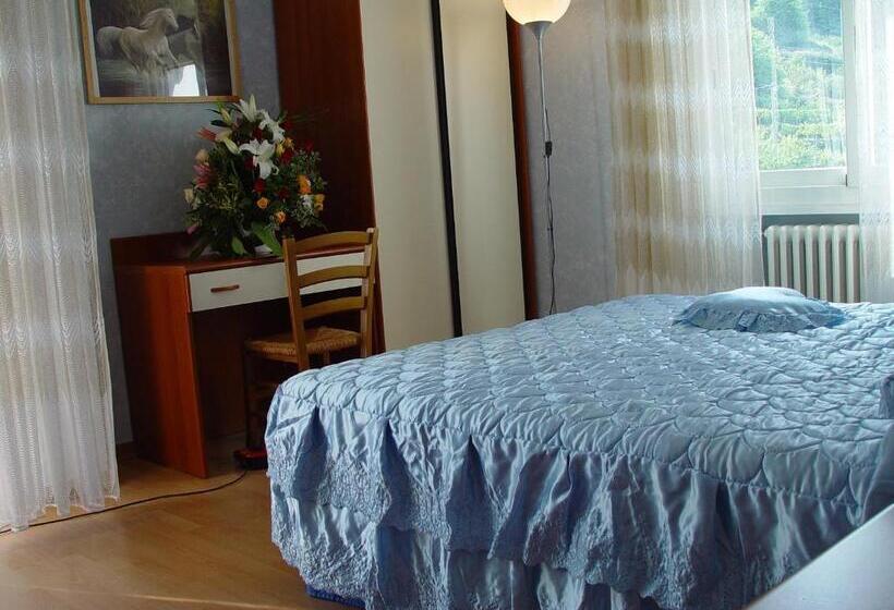 带阳台的豪华间, Vecchia Fattoria