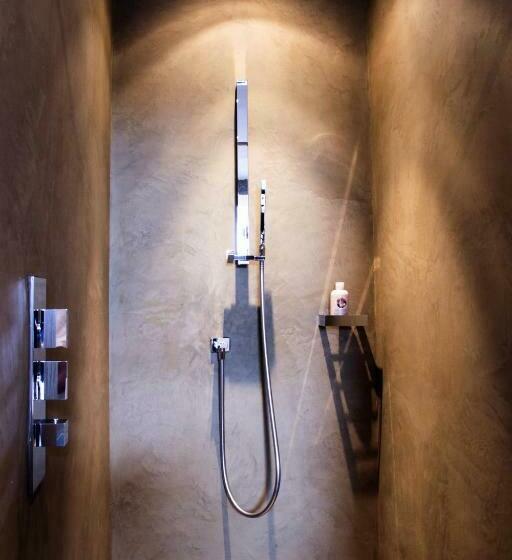 标准间, O Sixième Sens