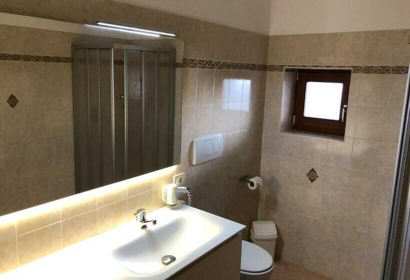 דירת חדר, Engadiner Apartments & Wines