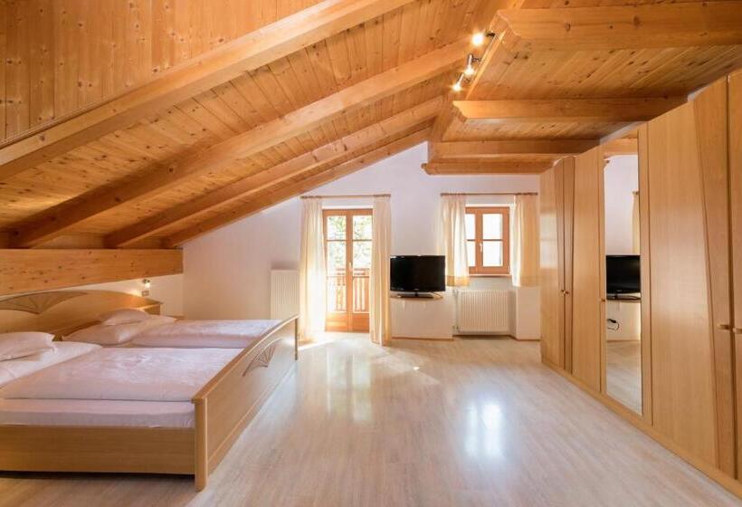 Апартаменты 1 Спальня Вид на Сад, Engadiner Apartments & Wines