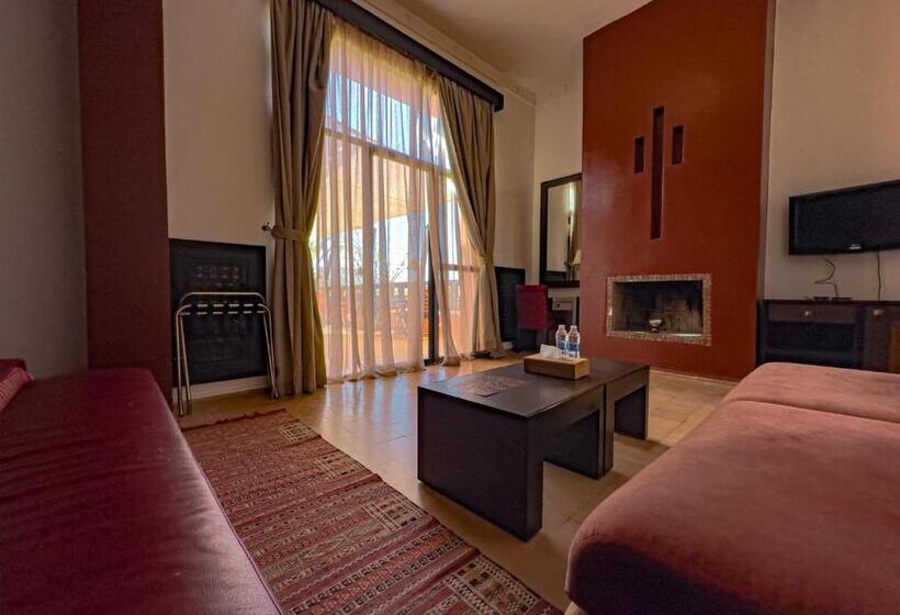 سوییت جونیور, Kasbah Agounsane