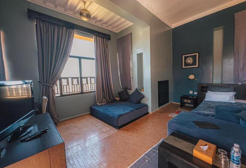 سوییت سوپریور, Kasbah Agounsane