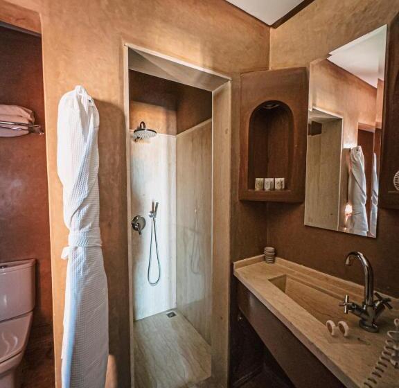 سوییت سوپریور, Kasbah Agounsane