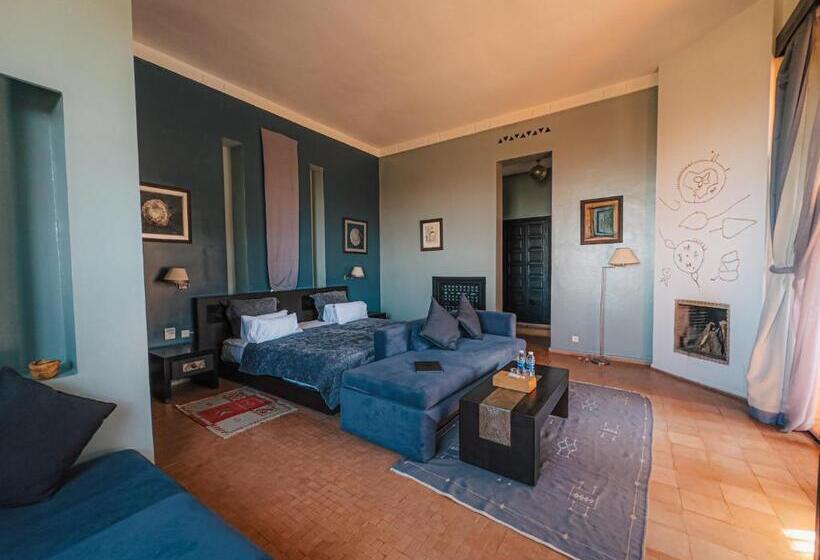 سوییت سوپریور, Kasbah Agounsane