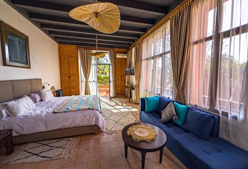 سوییت سوپریور, Kasbah Agounsane