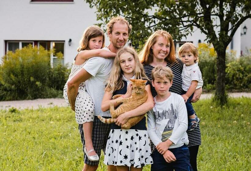 شقة غرفة واحدة, Lunzferien