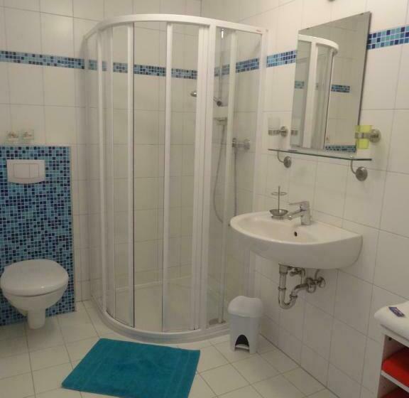 شقة غرفة واحدة, Lunzferien