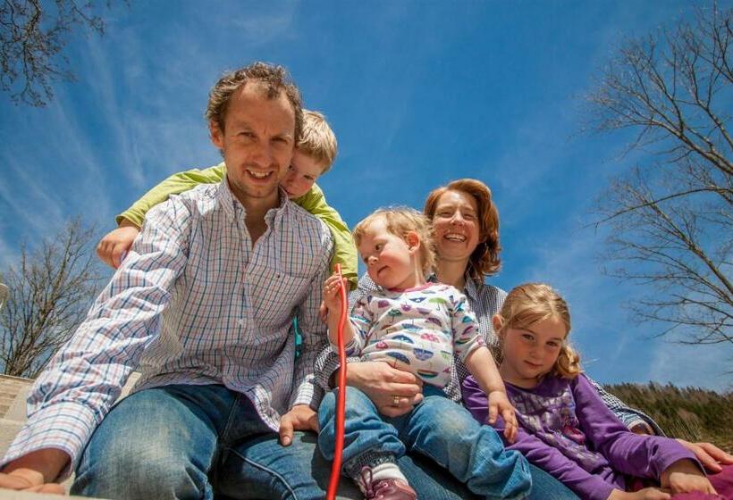 דירת חדר, Lunzferien