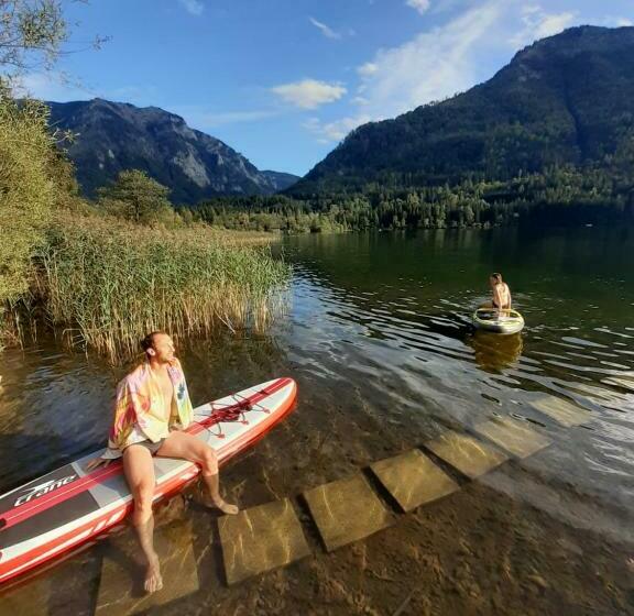 شقة غرفة واحدة, Lunzferien