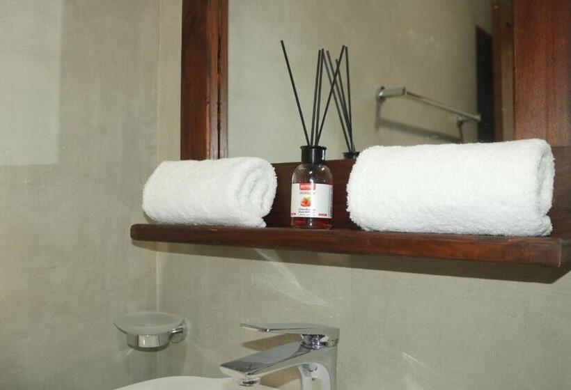 اتاق استاندارد با چشم‌انداز کوهستان, New Sandra Guesthouse