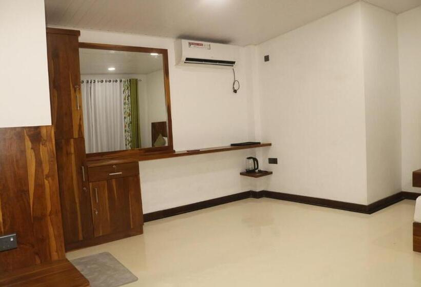 اتاق خانوادگی با چشم‌انداز کوه, New Sandra Guesthouse