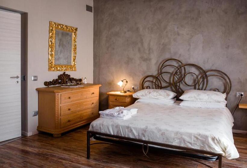 اتاق استاندارد, Ca' Baetti - L'antica Corte