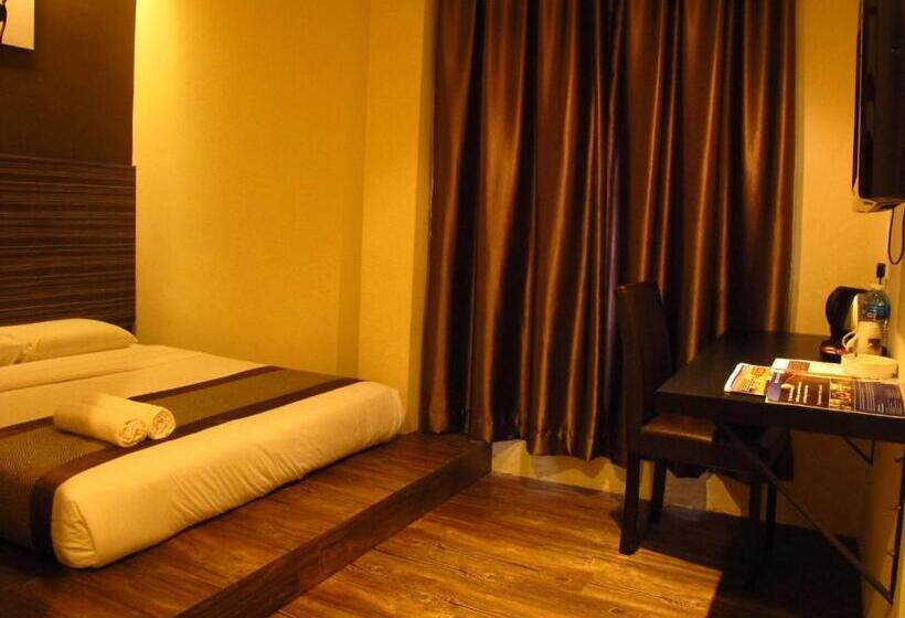 Quarto Superior, Austin Paradise Mount Austin