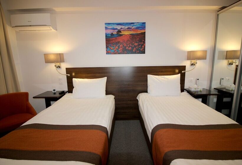 غرفة سوبيريور, Avanta