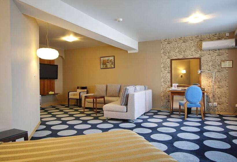 إستوديو قياسى, Avanta