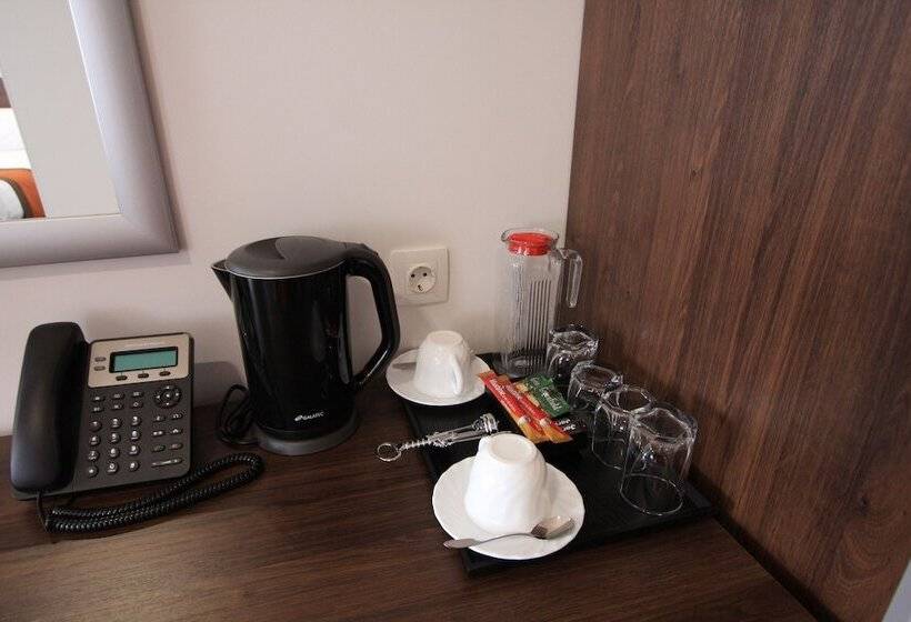 شقة غرفة واحدة, Avanta