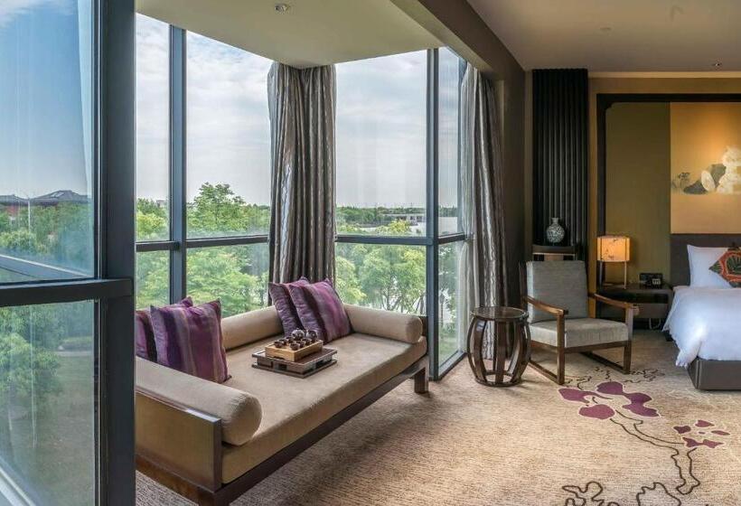 豪华套房, Citic Pacific Zhujiajiao Jin Jiang