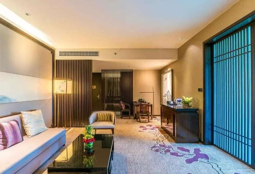 デラックススイート, Citic Pacific Zhujiajiao Jin Jiang