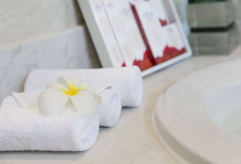 اتاق سوپریور, Galliot