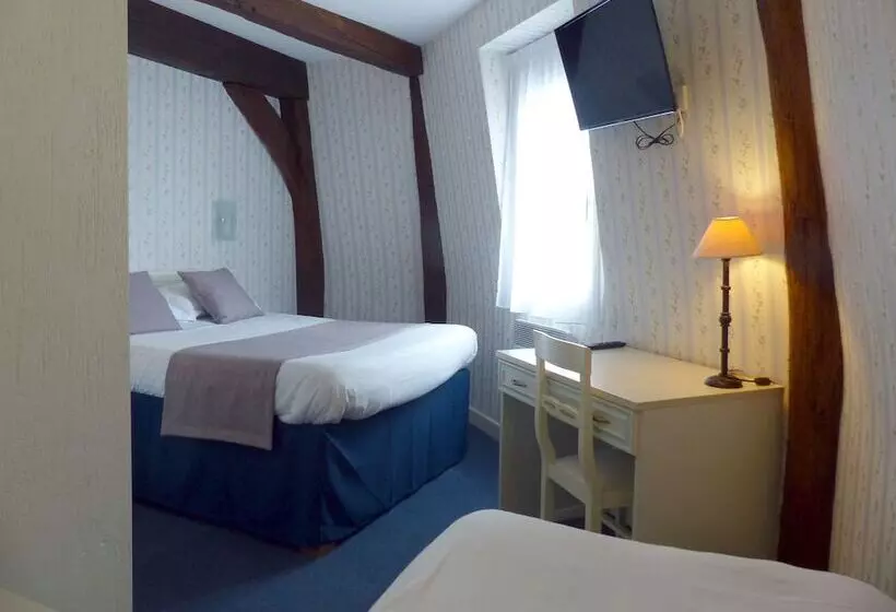 Standard Kolmen Hengen Huone, Hôtel Belle Epoque