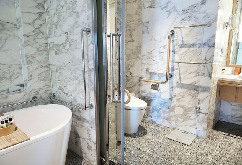 适合残疾人使用的标准间, Intercontinental Hotel Osaka, An Ihg