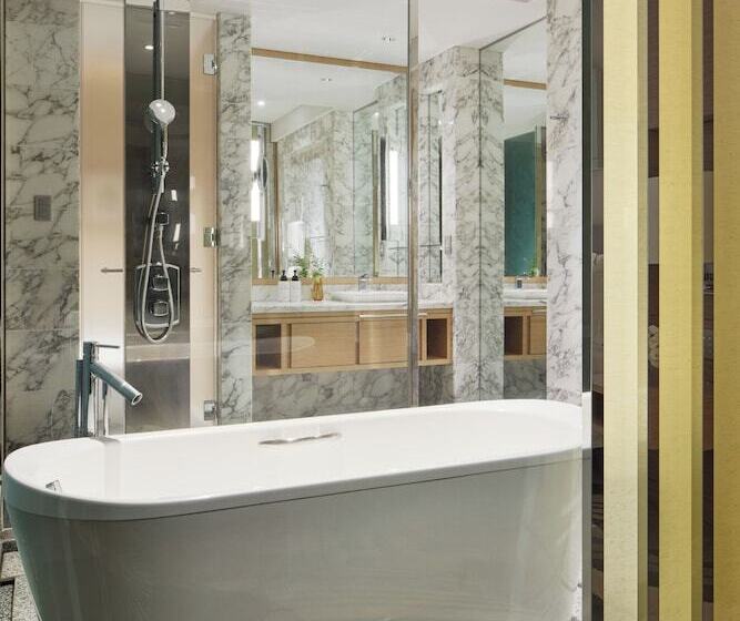 适合残疾人使用的标准间, Intercontinental Hotel Osaka, An Ihg