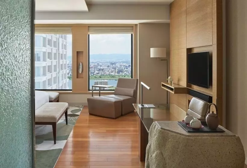身障者適用スタンダードルーム, Intercontinental Hotel Osaka, An Ihg