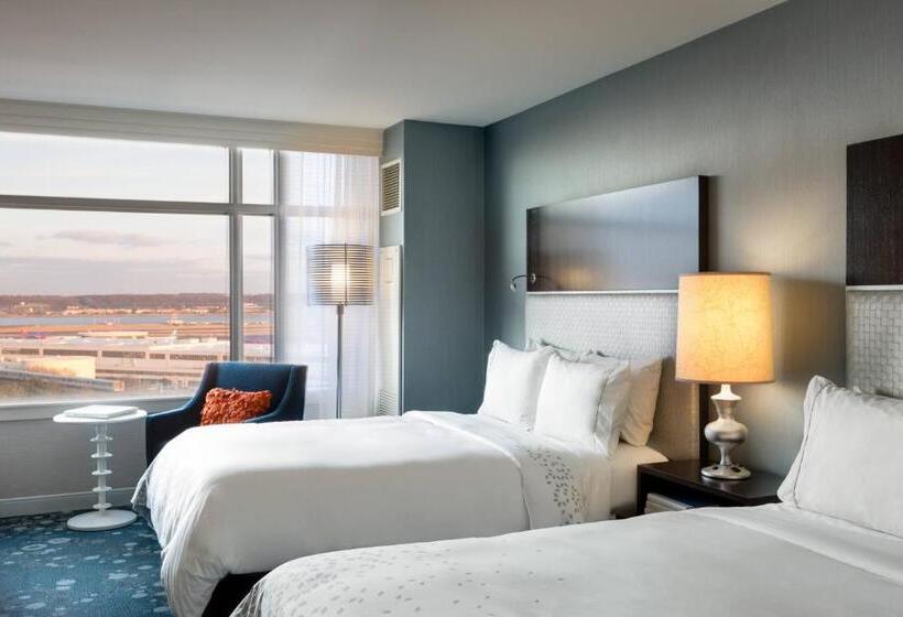 스탠다드 룸 더블 침대 2개, Renaissance Arlington Capital View