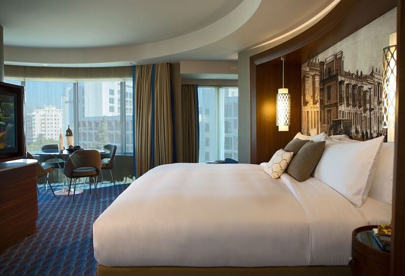 سوییت اجرایی, Renaissance Izmir