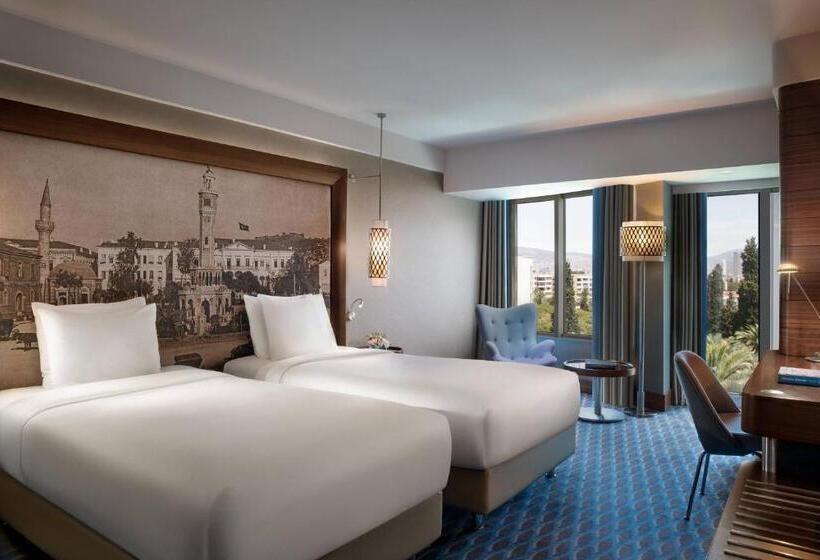 اتاق لوکس, Renaissance Izmir